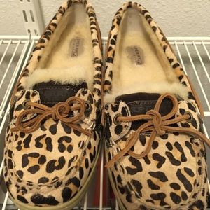 Cheetah print sperry boat-shoes